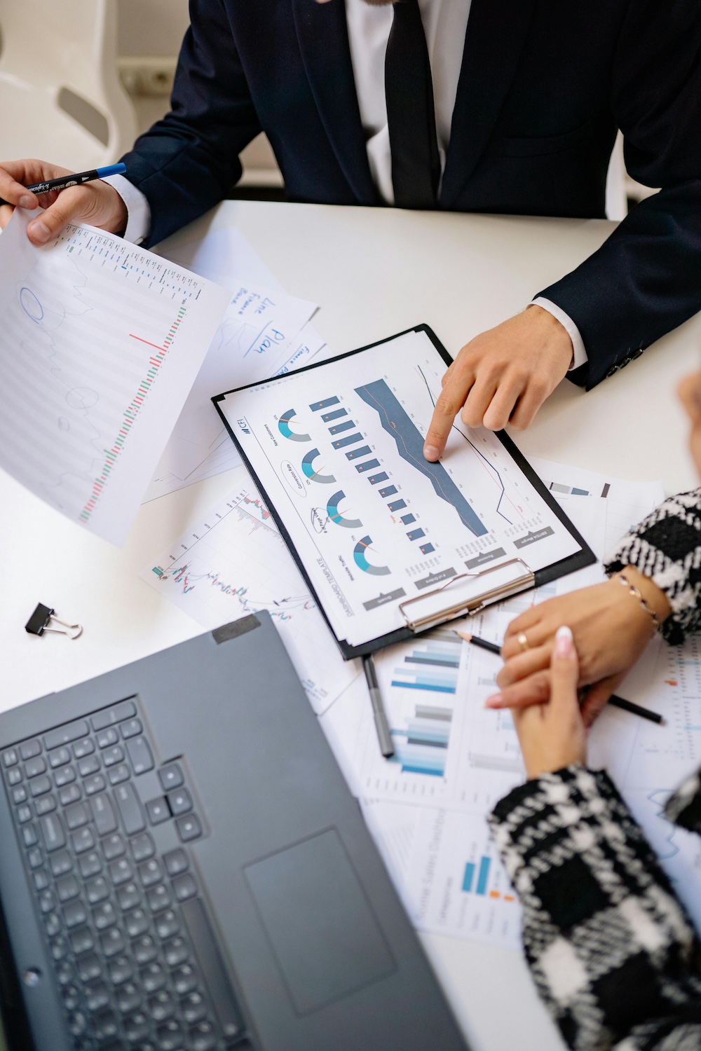 AR consultant for Benelux and France — SJ Consulting
